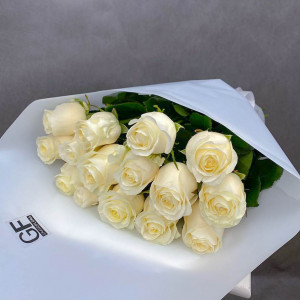 Белое великолепие - букет из белых роз